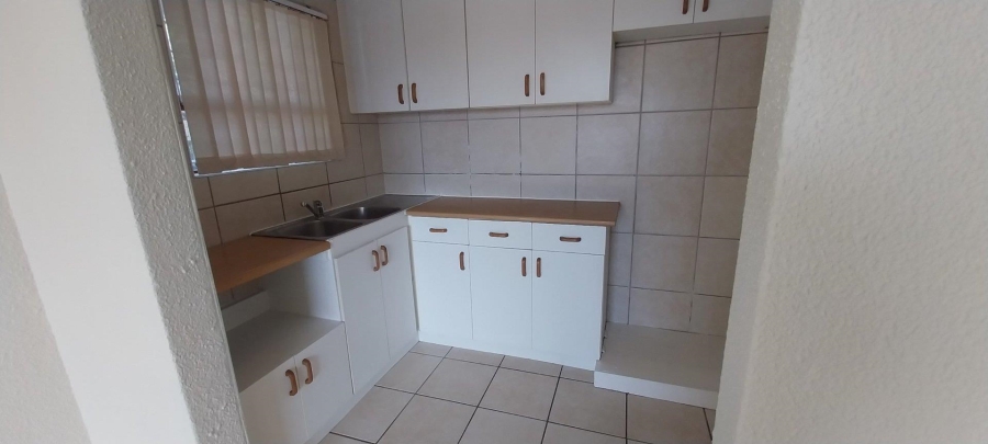 3 Bedroom Property for Sale in Loevenstein Western Cape